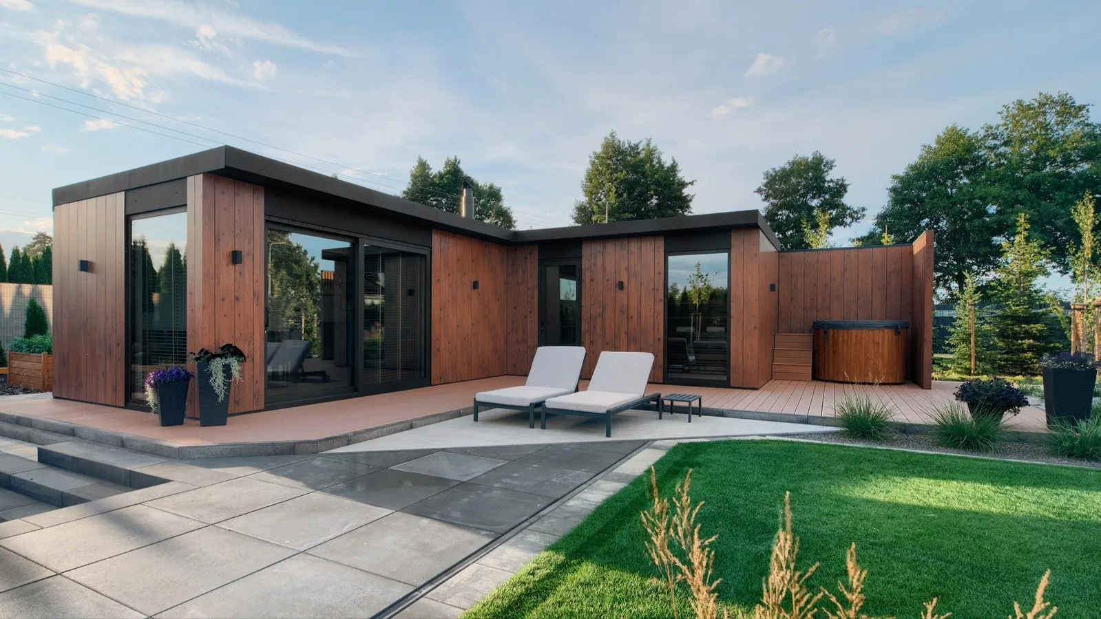 Wood Garden Spa to producent obiektów SPA oraz przestrzeni ogrodowych.